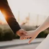 romantic couple hand pic